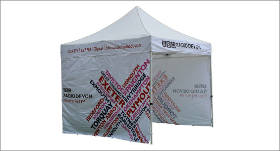//www.tfhgazebos.co.uk/cdn/shop/files/7-radio-1-resized.jpg?v=1775561553&width=3200
